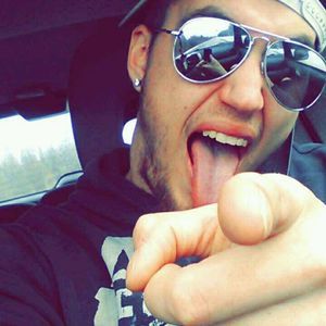 Meet your Posher, Devin